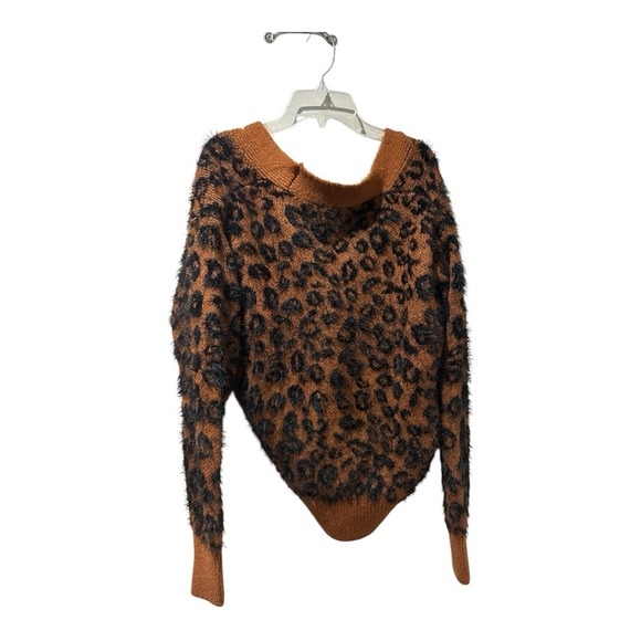 NWT Francesca‘s button‎ up sweater - Picture 5 of 5